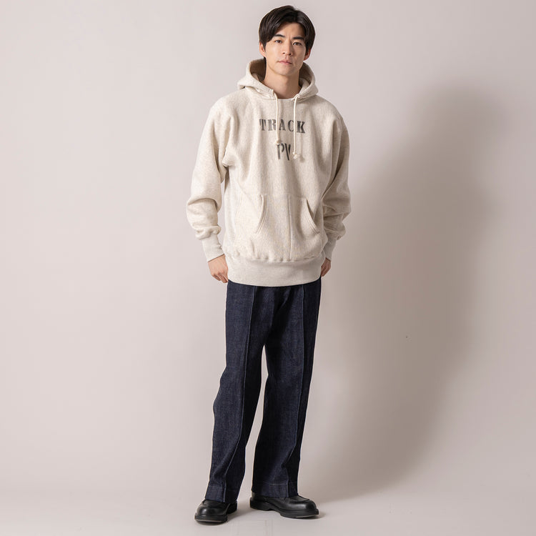 モデル身長180cm (Lサイズ着用)