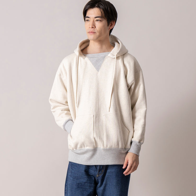 モデル身長180cm (Lサイズ着用)