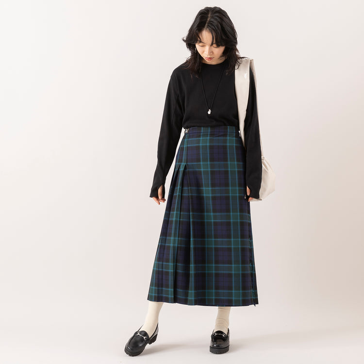 モデル身長165cm,euphoric moodのThimble Rib Tops|Glen Fyneのチェックプリーツラップスカート|mate-monoのてかてかショルダーバッグ|meri ja kuuのリブ先丸シルクコットンソックス|in moodの2連パール×シルバーネックレス,https://market.e-begin.jp/products/hpn_eup1008s_lala|https://market.e-begin.jp/products/imx_glf0082r_lala|https://market.e-begin.jp/products/kom_mte1003s_lala|https://market.e-begin.jp/products/hpn_mjk1012s_lala|https://market.e-begin.jp/products/inm_inm0825p_lala