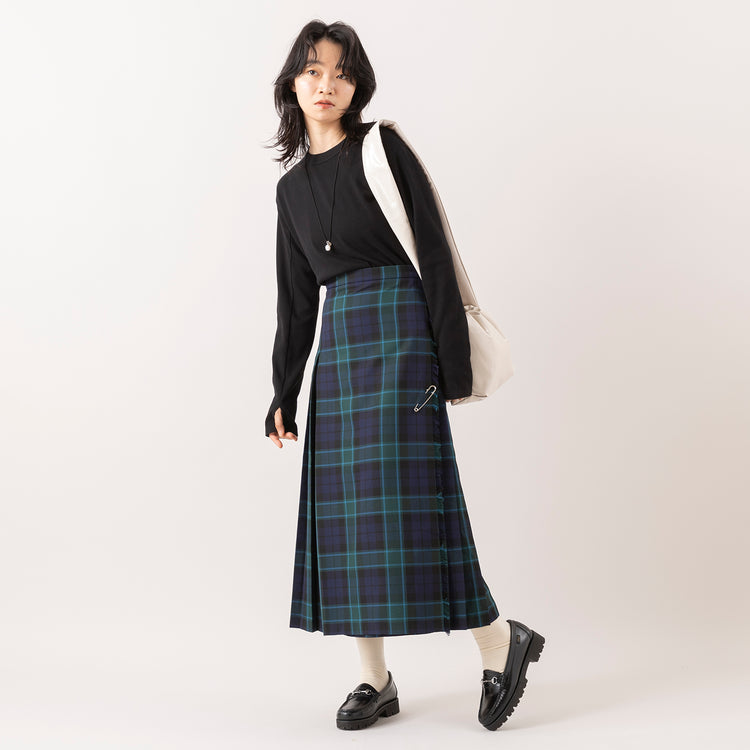 モデル身長165cm,euphoric moodのThimble Rib Tops|Glen Fyneのチェックプリーツラップスカート|mate-monoのてかてかショルダーバッグ|meri ja kuuのリブ先丸シルクコットンソックス|in moodの2連パール×シルバーネックレス,https://market.e-begin.jp/products/hpn_eup1008s_lala|https://market.e-begin.jp/products/imx_glf0082r_lala|https://market.e-begin.jp/products/kom_mte1003s_lala|https://market.e-begin.jp/products/hpn_mjk1012s_lala|https://market.e-begin.jp/products/inm_inm0825p_lala