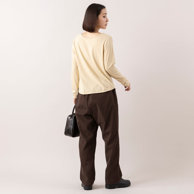 モデル身長163cm,ARCH&LINEのSTRETCH CREW PANTS|TIDEWAYのワントーンモスボストンM|BlundstoneのORIGINALAS VEGAN|rapiécageのメタルボールチョーカー,https://market.e-begin.jp/products/ach_ach1163s_lala|https://market.e-begin.jp/products/snk_tid0874p_lala|https://market.e-begin.jp/products/sed_bld0572l_lala|https://market.e-begin.jp/products/rdx_rpc0794s_lala