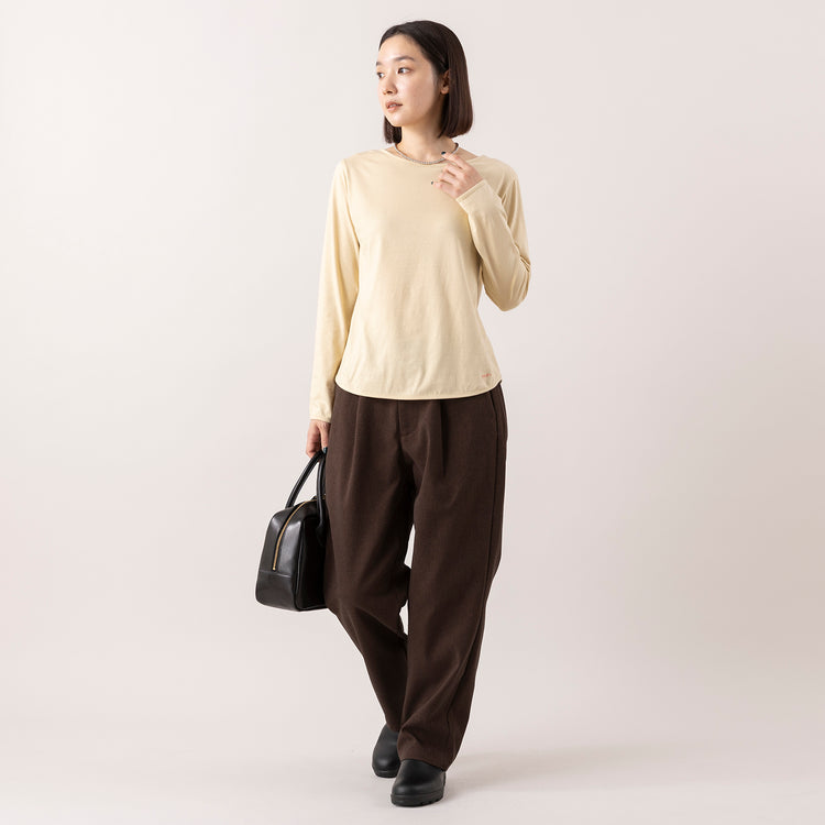 モデル身長163cm(2WAYのうちUネックの向きで着用),ARCH&LINEのSTRETCH CREW PANTS|TIDEWAYのワントーンモスボストンM|BlundstoneのORIGINALAS VEGAN|rapiécageのメタルボールチョーカー,https://market.e-begin.jp/products/ach_ach1163s_lala|https://market.e-begin.jp/products/snk_tid0874p_lala|https://market.e-begin.jp/products/sed_bld0572l_lala|https://market.e-begin.jp/products/rdx_rpc0794s_lala