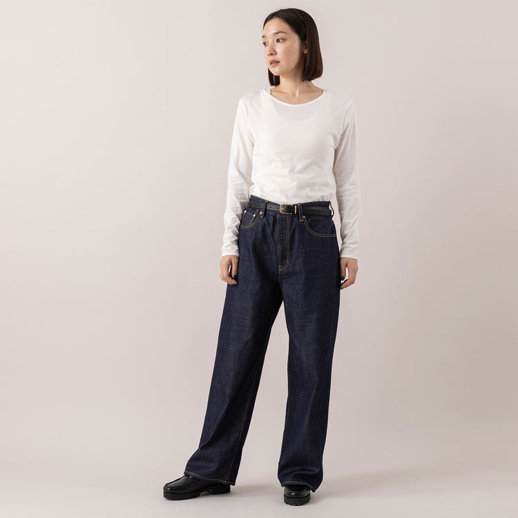 モデル身長163cm(2WAYのうちVネックの向きで着用),caquのFSワイドボーイズ,https://market.e-begin.jp/products/tan_caq1164s_lala