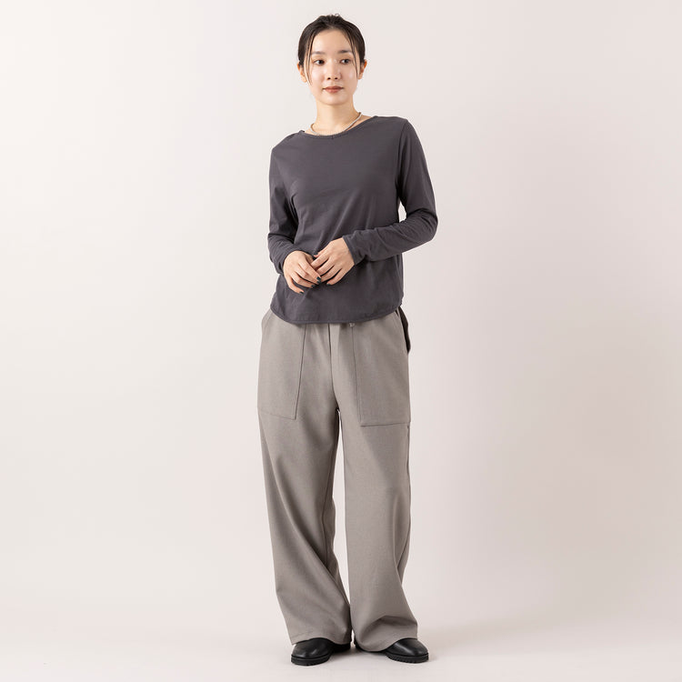 モデル身長163cm(2WAYのうちVネックの向きで着用),me.のwooly kersey easy bakerPT|GLENFIELDのシャークソールビジネスサンダル|rapiécageのメタルボールチョーカー,https://market.e-begin.jp/products/hpn_med1176s_lala|https://market.e-begin.jp/products/jal_gfd0392q_lala|https://market.e-begin.jp/products/rdx_rpc0794s_lala