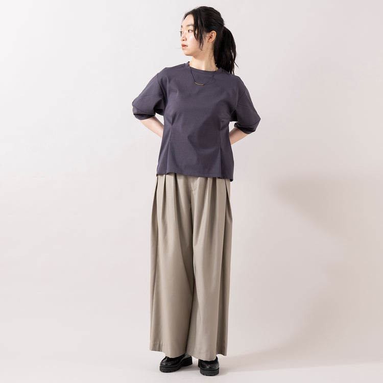 D/GRAY着用 モデル身長165cm,ESPEYRACのウォッシャブル3タックパンツ|rapiécageのアジャストダブルパイプコードネックレス,https://market.e-begin.jp/products/inf_epe0082u_lala|https://market.e-begin.jp/products/rdx_rpc0106u_lala