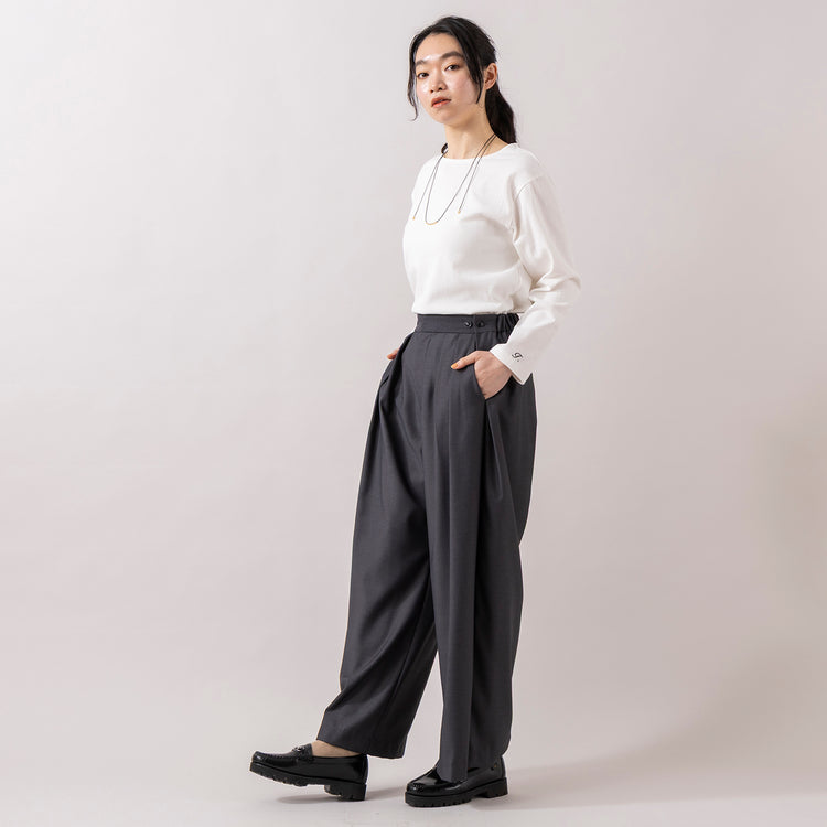 モデル身長165cm,TUTIE.のOE天竺ムジプルオーバー|Jalan Sriwijayaのネイビービットローファー VIBRAMソール|rapiécageのアジャストダブルパイプコードネックレス,https://market.e-begin.jp/products/equ_tte0094u_lala|https://market.e-begin.jp/products/gmt_srw1032p_lala|https://market.e-begin.jp/products/rdx_rpc0106u_lala