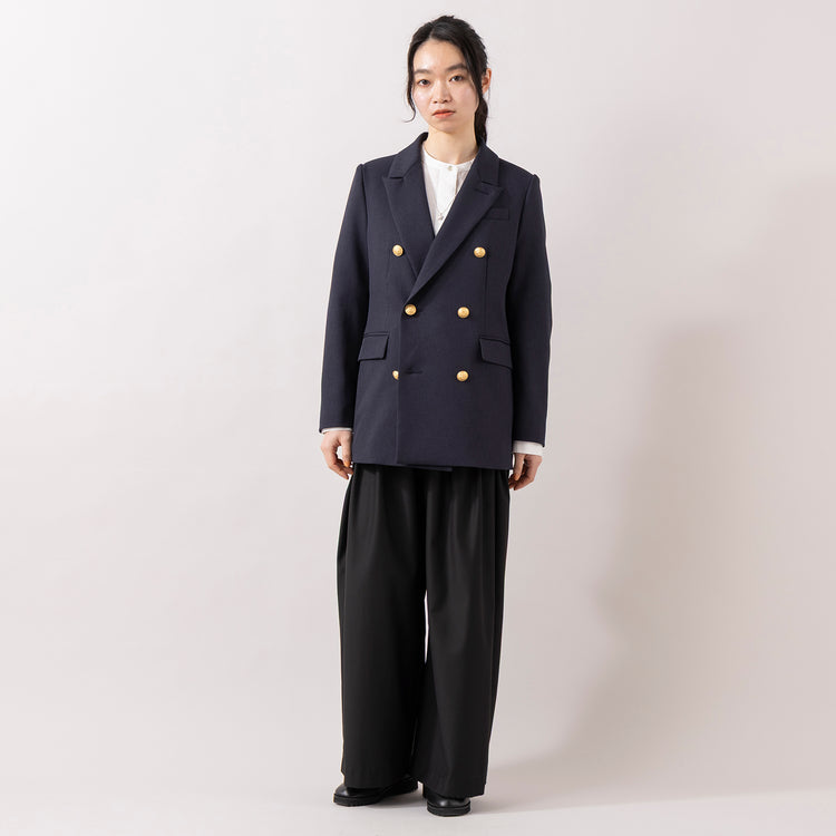 モデル身長165cm,LE MELANGEのダブルブレストジャケット|TUTIE.のコットンリネンシャツ|rapiécageのシェルカボションスクエアネックレス,https://market.e-begin.jp/products/inf_lem0087u_lala|https://market.e-begin.jp/products/equ_tte0204u_lala|https://market.e-begin.jp/products/rdx_rpc0107u_lala