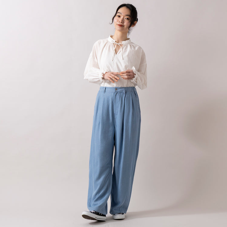 モデル身長165cm,HEAVENLYのCotton Linen Broad Washer Smock Pullover|Dick BrunaのDB/保冷巾着トート,https://market.e-begin.jp/products/dlt_hvr0159u_lala|https://market.e-begin.jp/products/hem_dkb0156u_lala