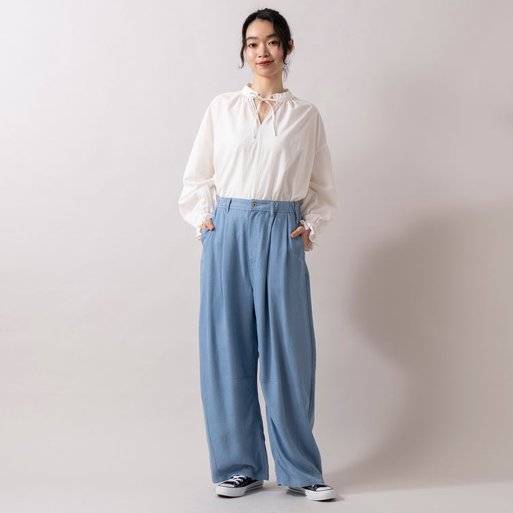 モデル身長165cm,HEAVENLYのCotton Linen Broad Washer Smock Pullover|Dick BrunaのDB/保冷巾着トート,https://market.e-begin.jp/products/dlt_hvr0159u_lala|https://market.e-begin.jp/products/hem_dkb0156u_lala