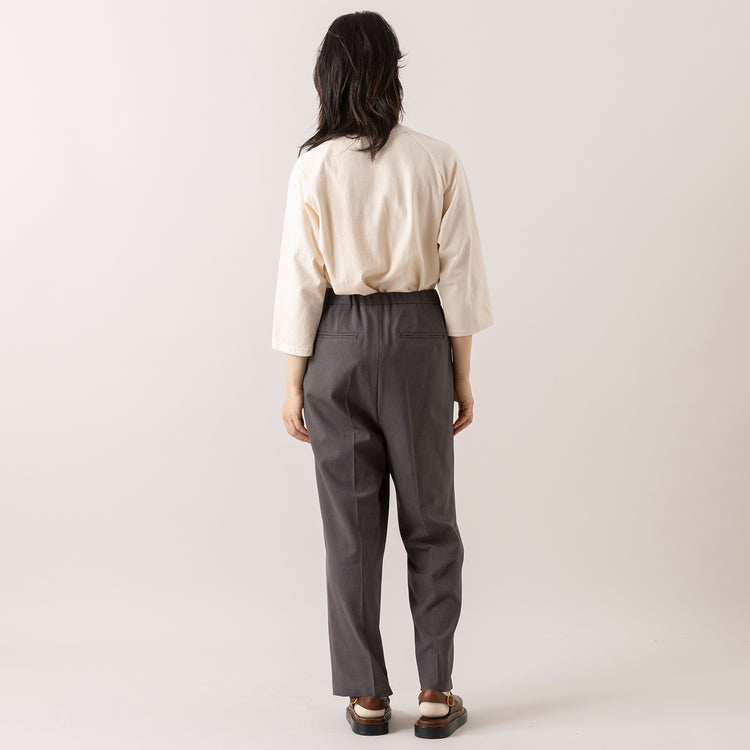 モデル身長165cm,LE MELANGEのオーバーサイズラグランT|LE MELANGEのアシメタックサルエルPT|DiuのMeleze|meri ja kuuのリブ先丸シルクコットンソックス|rapiécageのジグザグパールスライダーネックレス,https://market.e-begin.jp/products/inf_lem1051s_lala|https://market.e-begin.jp/products/inf_lem1054s_lala|https://market.e-begin.jp/products/cil_diu0799s_lala|https://market.e-begin.jp/products/hpn_mjk1012s_lala|https://market.e-begin.jp/products/rdx_rpc1014s_lala
