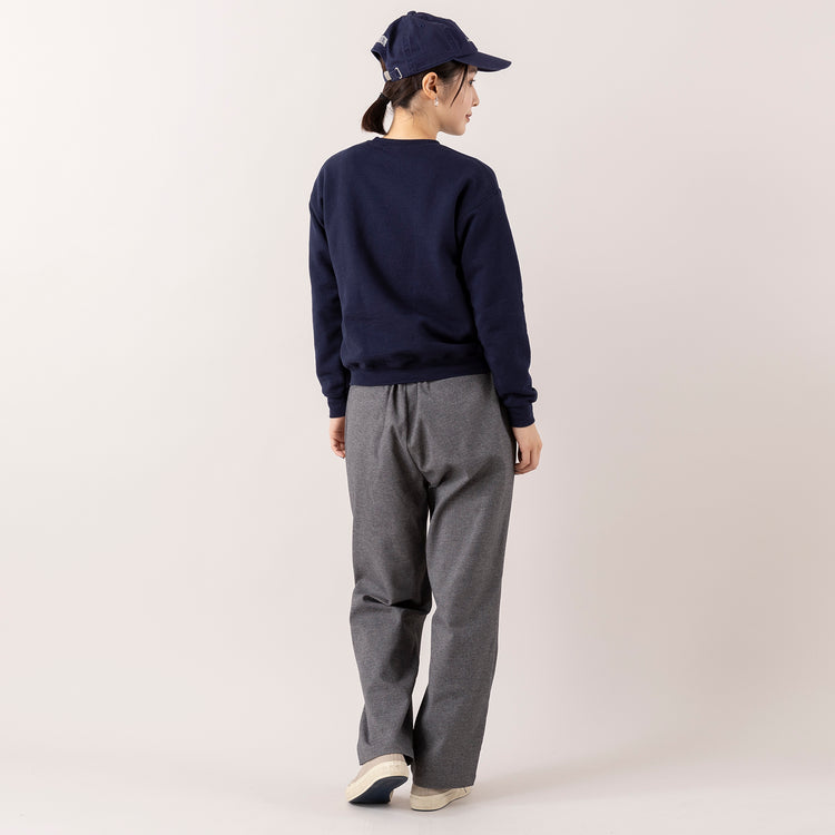 モデル身長163cm,LE MELANGEのヴィンテージ風裏起毛トレーナー|ARCH&LINEのSTRETCH CREW PANTS|Moonstarのローバスケットヴィンテージグレー|PROGRESS RUNNING CLUBのBADGE Logo Cap|NEI/NORのスクエアチャームピアス,https://market.e-begin.jp/products/inf_lem1169s_lala|https://market.e-begin.jp/products/ach_ach1163s_lala|https://market.e-begin.jp/products/mns_mns0286o_lala|https://market.e-begin.jp/products/gra_pgr0248r_lala|https://market.e-begin.jp/products/ris_ner0789s_lala