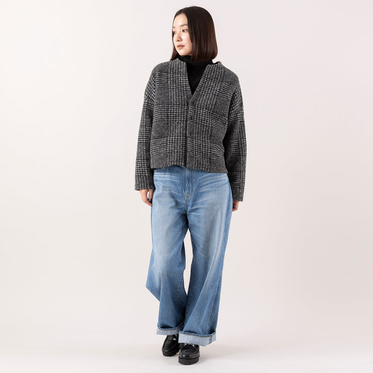 モデル身長163cm,LE MELANGEのカーデジャケット|HEAVENLYのAcrylic Wool Knit Turtleneck Pullover|caquのFSワイドボーイズ,https://market.e-begin.jp/products/inf_lem1217s_lala|https://market.e-begin.jp/products/dlt_hvr1188s_lala|https://market.e-begin.jp/products/tan_caq1164s_lala