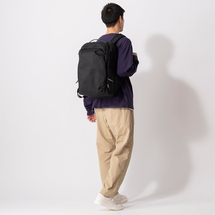 着用サイズ L(モデル身長180cm)