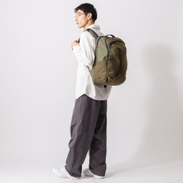 着用サイズ L(モデル身長180cm)