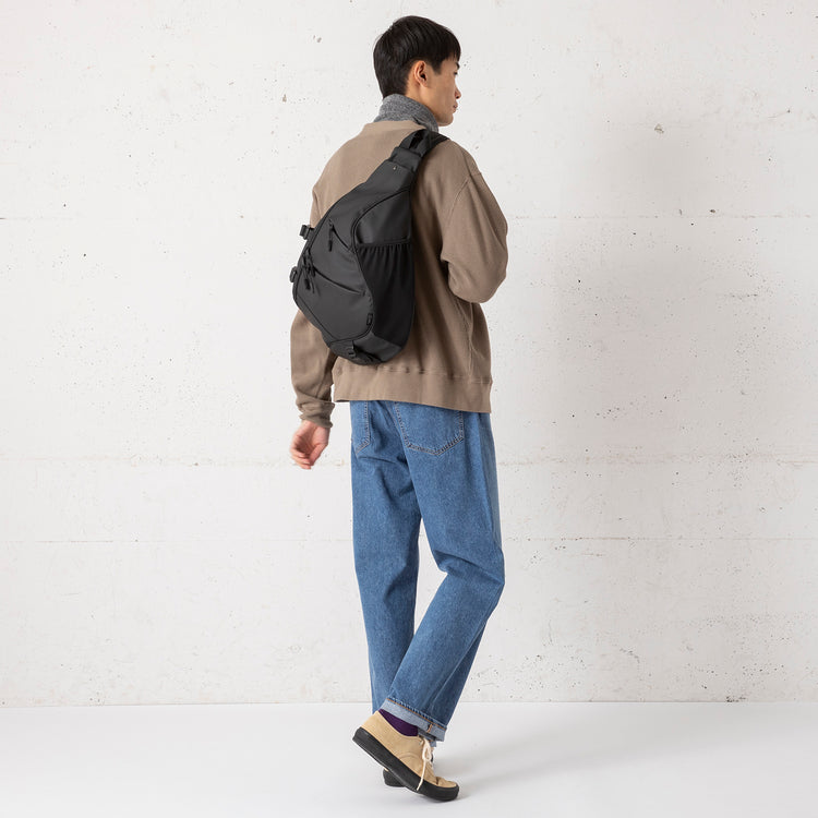 SML | エスエムエル　TECH SHOULDER BAG