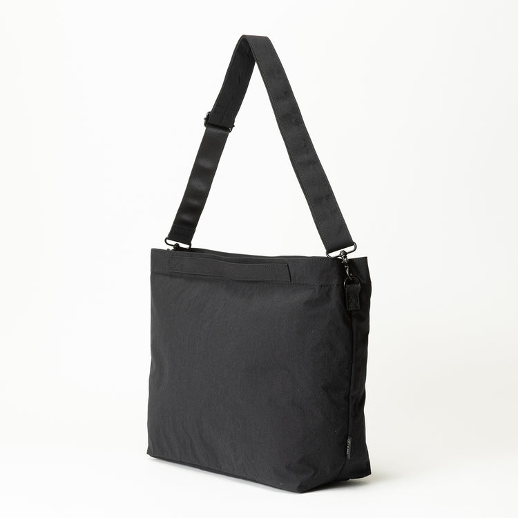 SML | エスエムエル　SQUID BAG