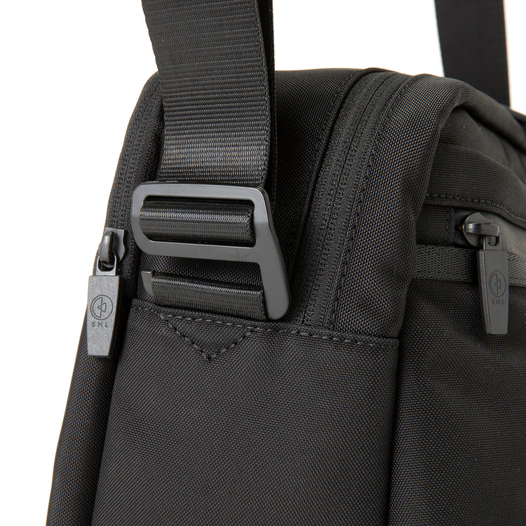 SML | エスエムエル　USEFUL FANCTION SHOULDERBAG L