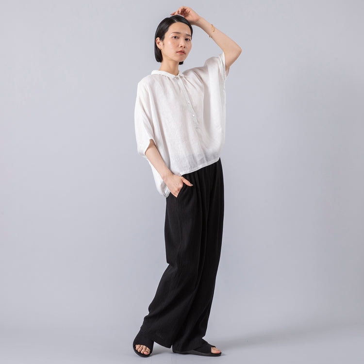 モデル身長165cm,HeavenlyのLinen Collared Dolman PO|HEPサンダルのHTLブラック|Faciataのウェーブカーブバングル,https://market.e-begin.jp/products/dlt_hvr1182q_lala|https://market.e-begin.jp/products/hep_hep0762o_lala|https://market.e-begin.jp/products/fct_fct1157q_lala