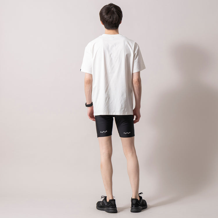 着用サイズ L(身長181cm)
