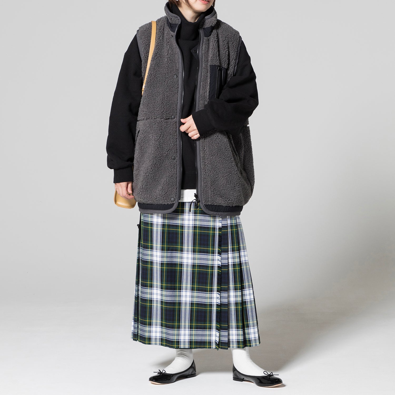 Repetto | レペット エナメルブラックサンドリオン