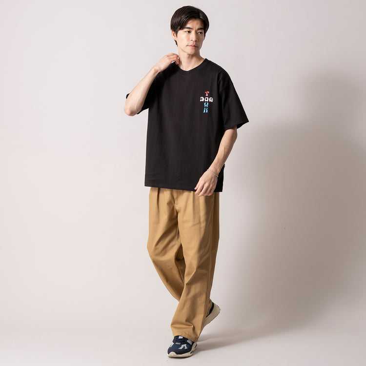 モデル身長180cm (Lサイズ着用)