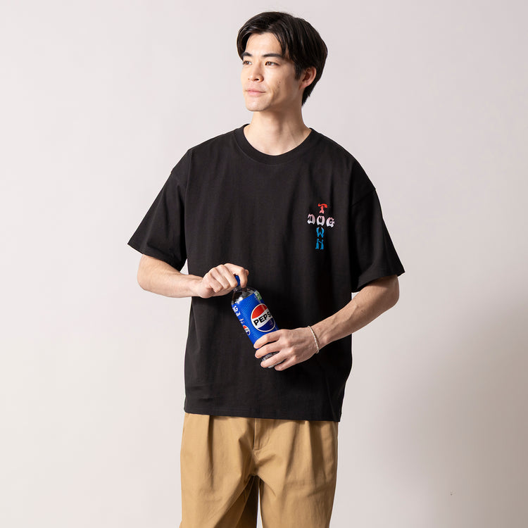 モデル身長180cm (Lサイズ着用)