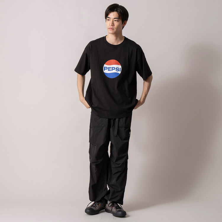 モデル身長180cm (Lサイズ着用)