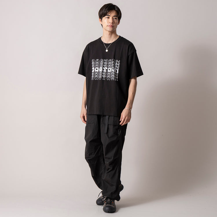 モデル身長180cm (Lサイズ着用)