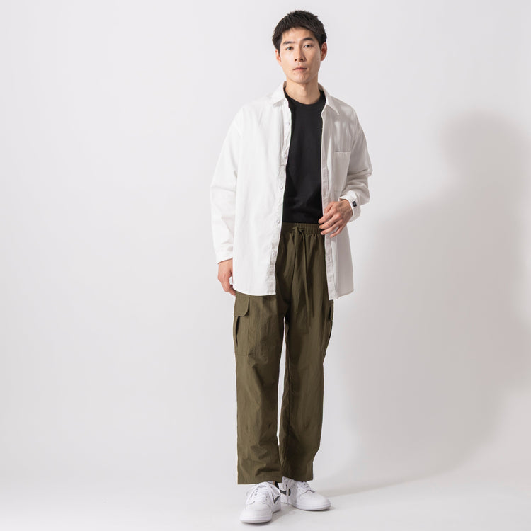 着用サイズ M(モデル身長180cm)