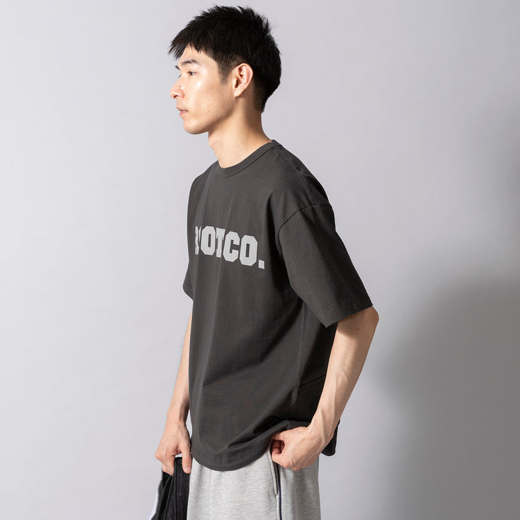 着用サイズ L(身長180cm)