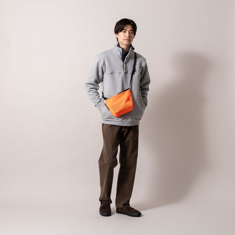 Yetina | イエティナ　stand-collar-pullover