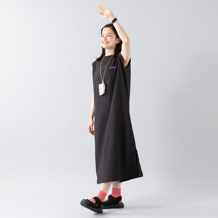 モデル身長160cm,THOUSAND MILEのFRENCH SLEEVE SLIT OP|UNIVERSAL OVERALLのUO33|relacksのPALETTE|CRONY.のMIKAGE Neck Wallet,https://market.e-begin.jp/products/sed_uni0444s_lala|https://market.e-begin.jp/products/gln_rlx0446s_lala|https://market.e-begin.jp/products/ald_crn0440s_lala