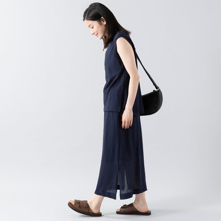 身長160cm,MANONのSHINEE TIGHT SKIRT|Creedのガーメント ショルダー|GLENCHECKの姫路レザーモンクストラップサンダル|esperantoのBLACK SPINEL BRACELET,https://market.e-begin.jp/products/mks_mnn0426s_lala|https://market.e-begin.jp/products/ino_cre0400s_lala|https://market.e-begin.jp/products/jal_gck0417s_lala|https://market.e-begin.jp/products/esp_esp0072q_lala
