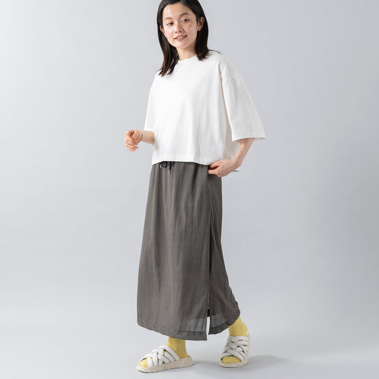 ソックスと合わせるのもおすすめ！