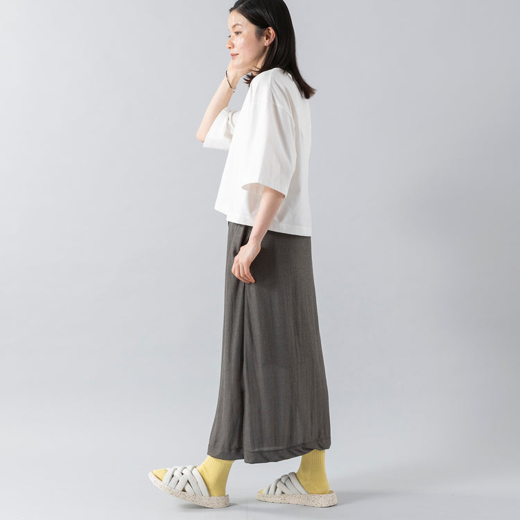 ソックスと合わせるのもおすすめ！