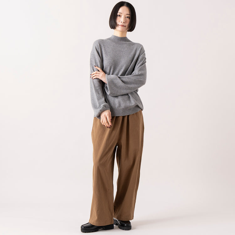 モデル身長165cm,HEAVENLYのCotton Wool Mix Puffsleeve Pullover|TUTIE.の丈の選べるコットンピーチ起毛パンツ,https://market.e-begin.jp/products/dlt_hvr1266s_lala|https://market.e-begin.jp/products/equ_tte1272s_lala
