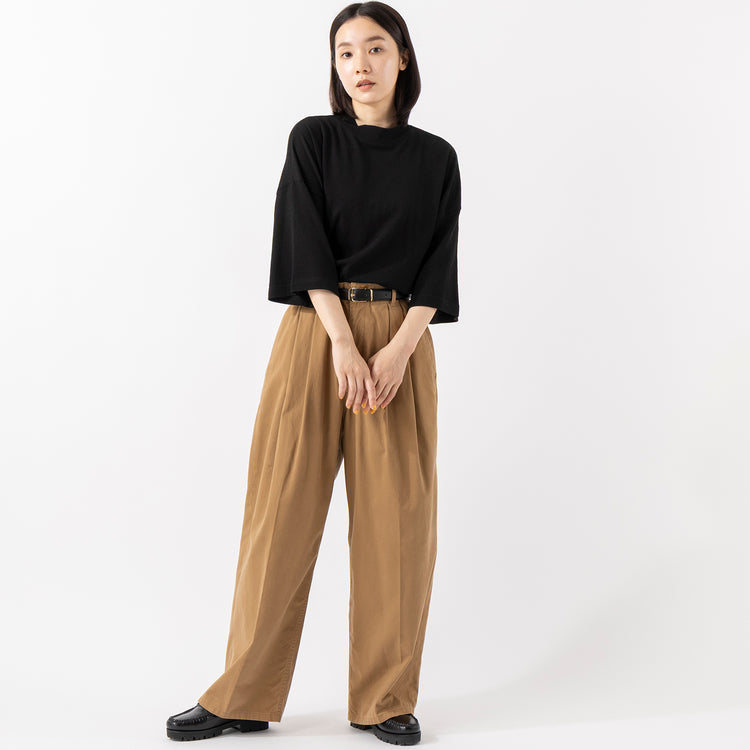着用サイズ25(モデル身長163cm),TUTIE.の強撚クレープハイネックプルオーバー|Le minorのM52 CHINO,https://market.e-begin.jp/products/equ_tte0493u_lala|https://market.e-begin.jp/products/gsr_lmn0024u_lala