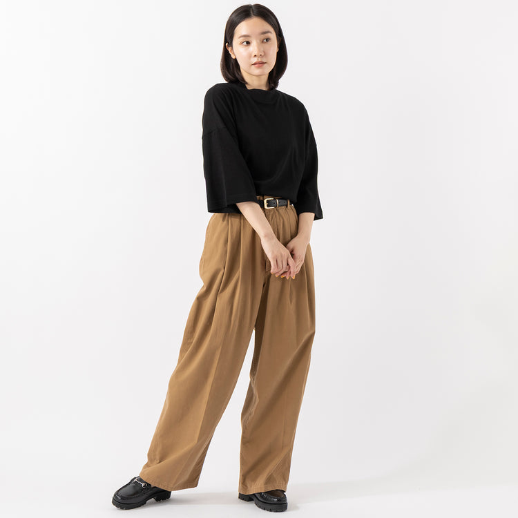 着用サイズ25(モデル身長163cm),TUTIE.の強撚クレープハイネックプルオーバー|Le minorのM52 CHINO,https://market.e-begin.jp/products/equ_tte0493u_lala|https://market.e-begin.jp/products/gsr_lmn0024u_lala