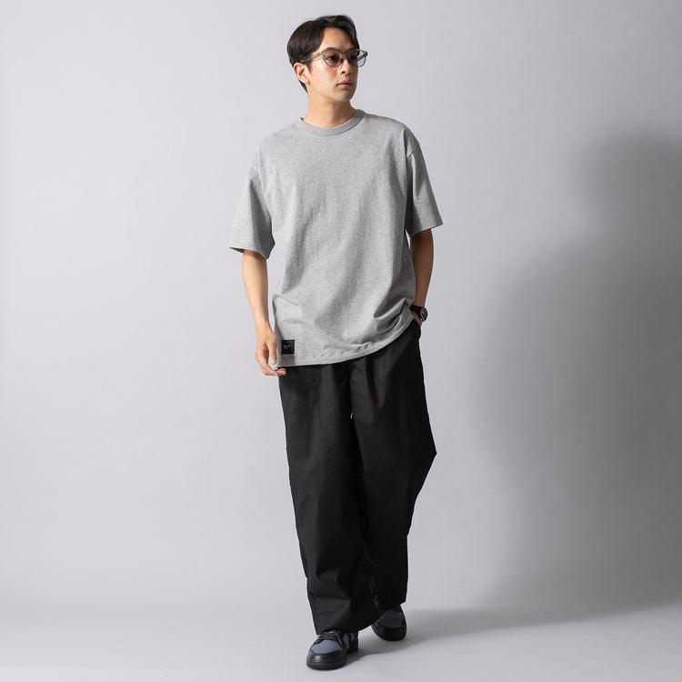 着用サイズL（モデル身長180cm）