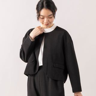 uncinq | アンサンク　Crepe Fabric Crewneck Jacket