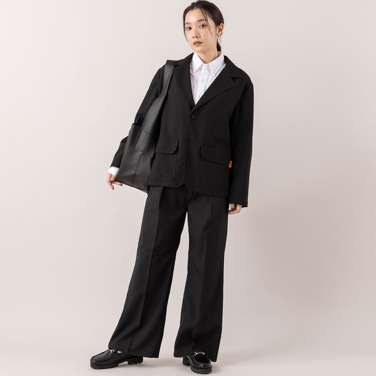 着用サイズM (モデル身長163cm)