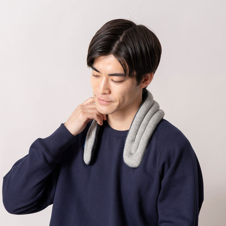 Ostrichpillow | オーストリッチピロー　HEATED NECK WRAP Midnight Grey