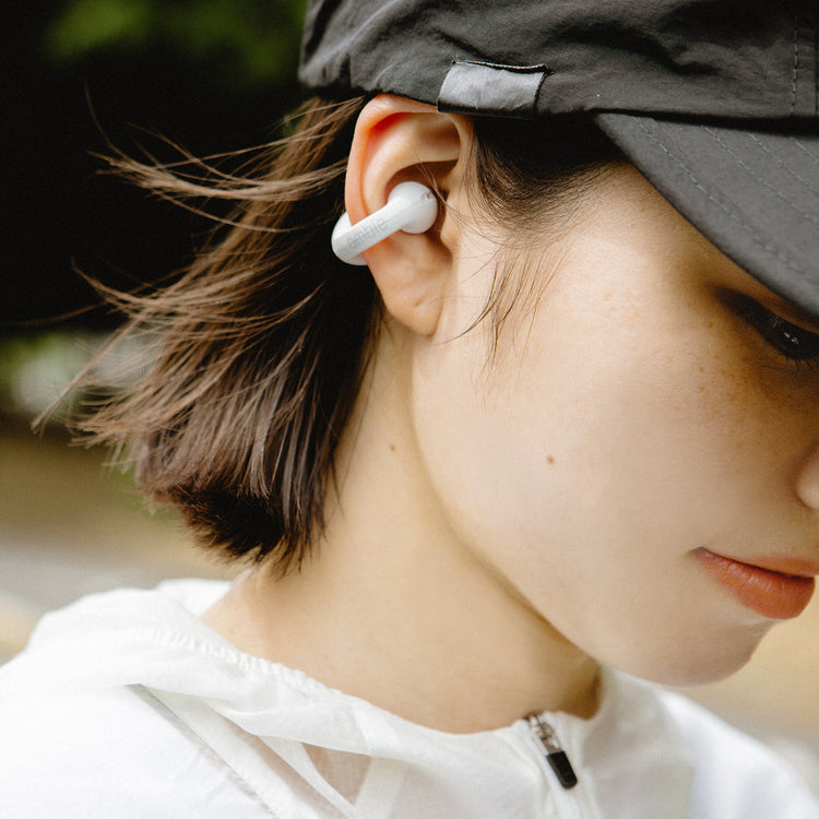 ambie | アンビー　sound earcuffs