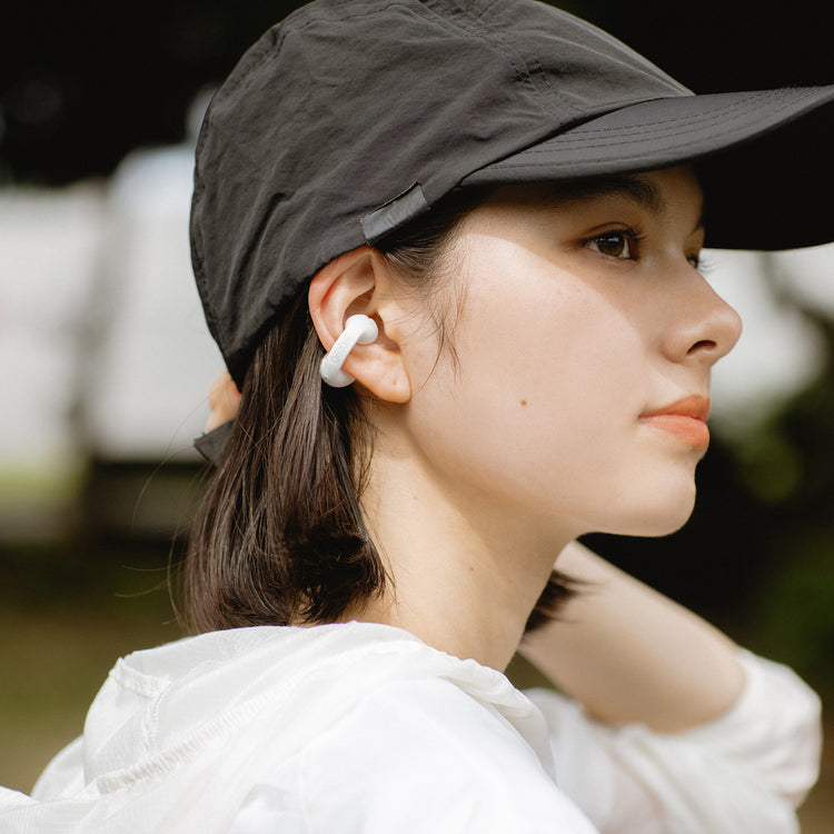 ambie | アンビー　sound earcuffs