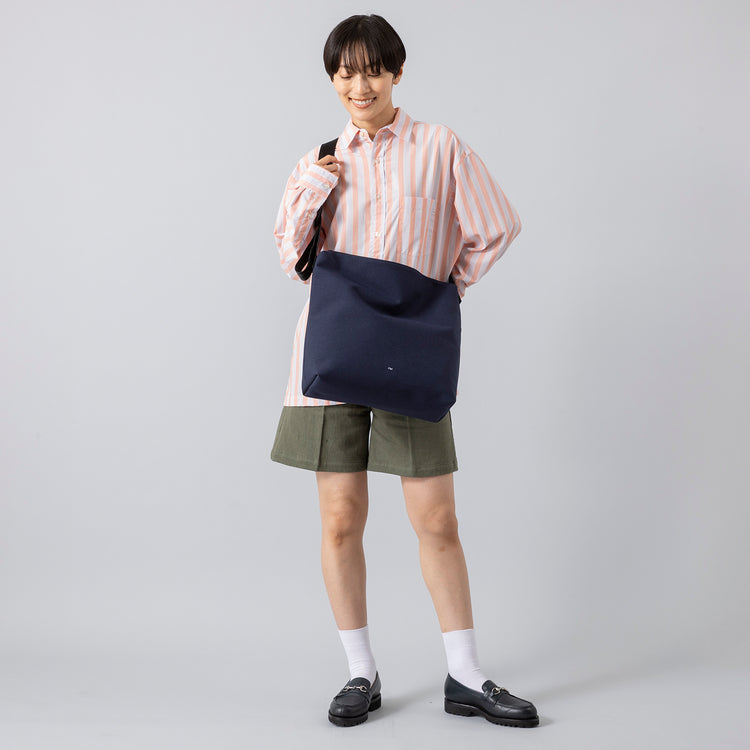 ,Atelier Mont KemmelのBOX SHIRT|Atelier Mont KemmelのCOTTON LINEN SHORT PANTS|Jalan Sriwijayaのネイビービットローファー VIBRAMソール,https://market.e-begin.jp/products/sta_amk0011r_lala|https://market.e-begin.jp/products/sta_amk0009r_lala|https://market.e-begin.jp/products/gmt_srw1032p_lala