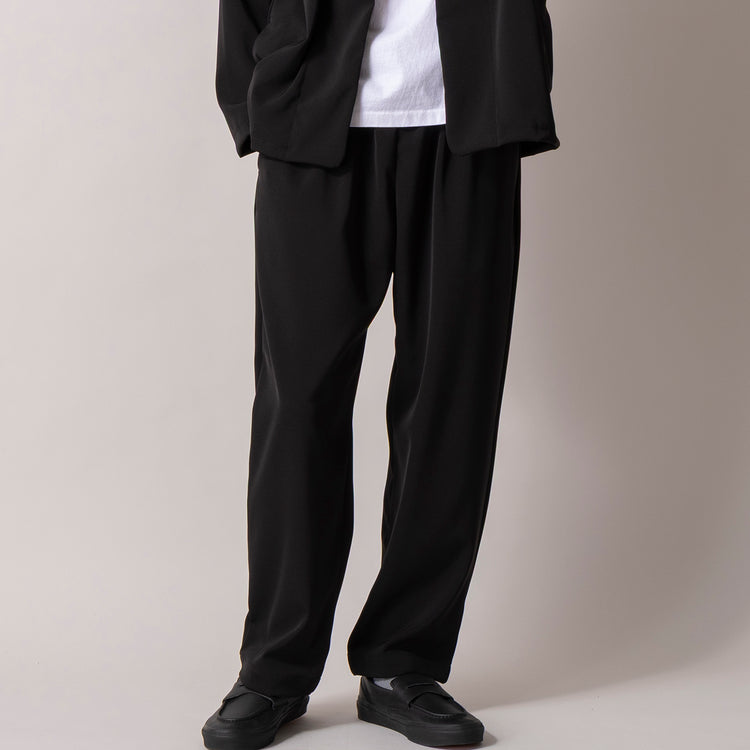 着用サイズ 3(身長180cm)