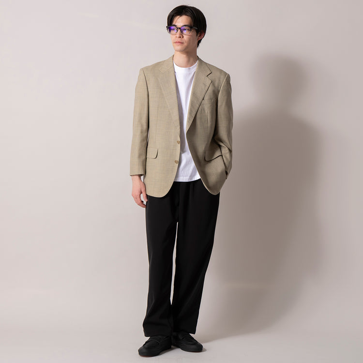 着用サイズ 3(身長180cm)