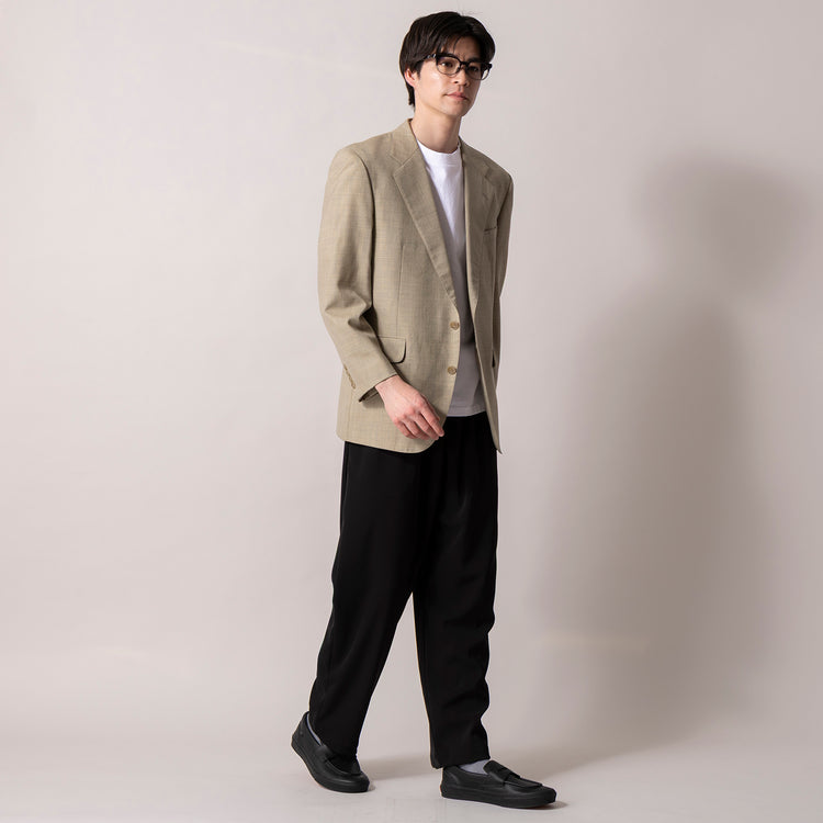 着用サイズ 3(身長180cm)