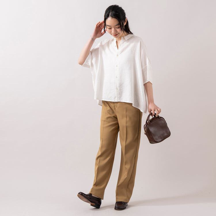 モデル身長165cm,HEAVENLYのLinen Regularcollar Wide Shirt|rapiécageのステンレスフラワープレートブレスレット,https://market.e-begin.jp/products/dlt_hvr0158u_lala|https://market.e-begin.jp/products/rdx_rpc0109u_lala