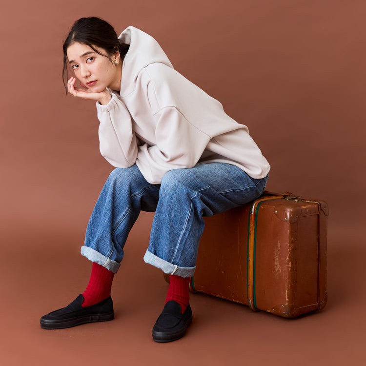 モデル身長167cm,MANUAL ALPHABETのWOOLY FLEECE PULLOVER PARKER|VENT BLANC+の12oz デニム コクーン パンツ|NAPRONのMILITARY CLOTH PATIENTS BAG -M-|MOONSTARのオールネイビーのコットンスエードLOAFY|rapiécageのアンティークスターイヤリング|4quinceのシンプルドロップライン＋ニュアンスボリュームリングセット,https://market.e-begin.jp/products/mks_man1216s_lala|https://market.e-begin.jp/products/stl_ven0683r_lala|https://market.e-begin.jp/products/ray_npn0027p_lala|https://market.e-begin.jp/products/mns_mns0147p_lala|https://market.e-begin.jp/products/rdx_rpc1016s_lala|https://market.e-begin.jp/pro